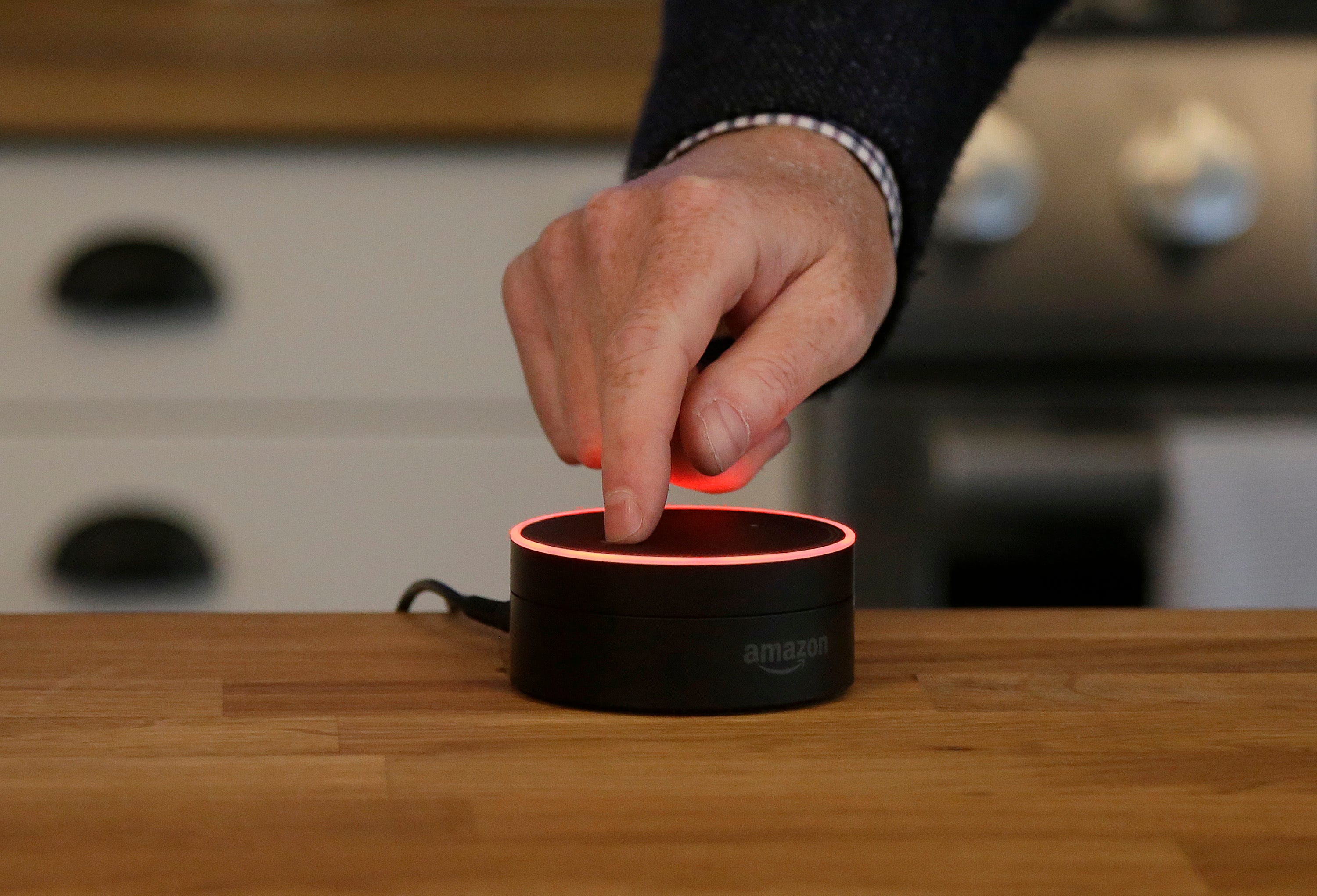 Amazon echo spot review this alexa speaker is as sharp as it is smart - TechMz - The Latest Tech and Gadget News